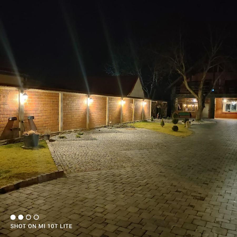 Apartament City La Casa Piano House ,Cu Parcare Alba Iulia Esterno foto